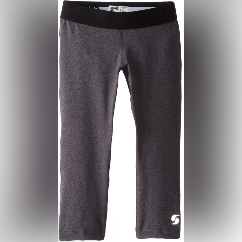 Girls grey Soffe capri leggings. Super cute, comfy, and great for activities.